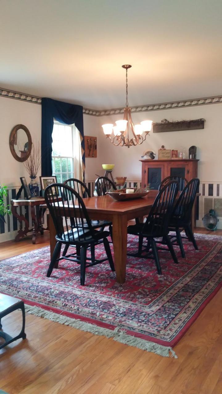 East New Market Marvels On The Creek Bed & Breakfast エクステリア 写真