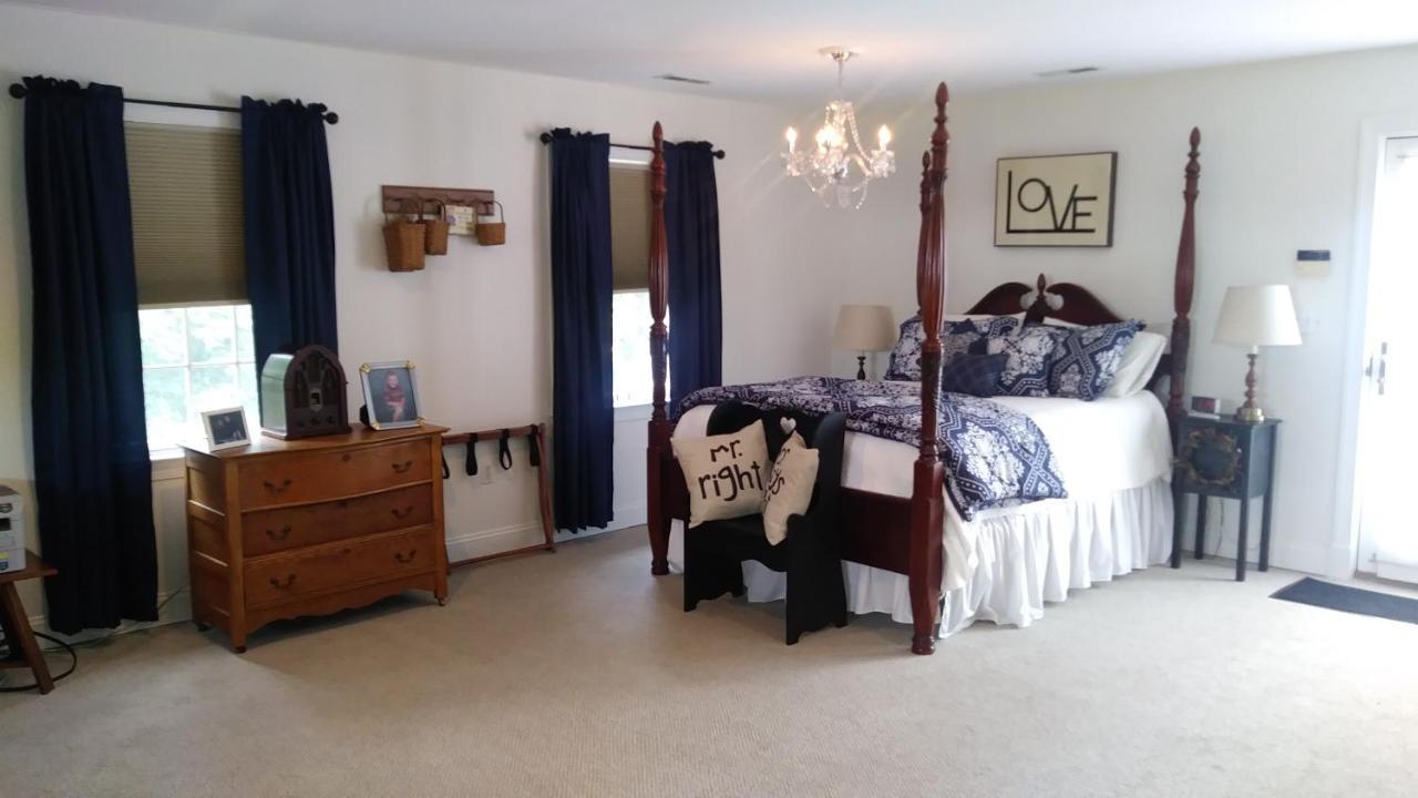 East New Market Marvels On The Creek Bed & Breakfast エクステリア 写真