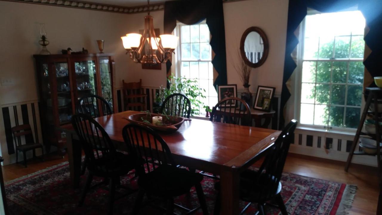 East New Market Marvels On The Creek Bed & Breakfast エクステリア 写真